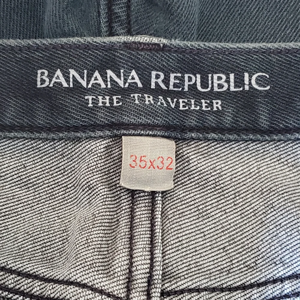 ♤♤ Banana Republic Mens The Traveler Jeans Size 35x32